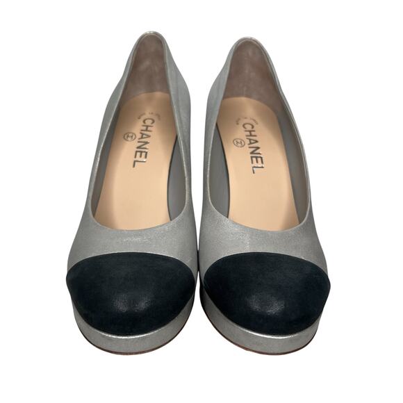 CHANEL Cap Toe Pump Size 38.5 - Picture 4 of 12
